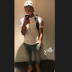 Meet your Posher, Malik